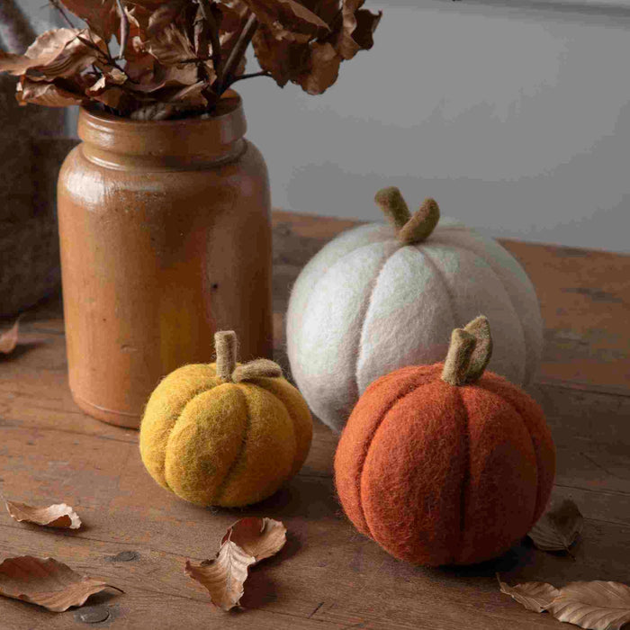 Pumpkins, Set of 3 Seasonal & Holiday Decorations Gry & Sif   