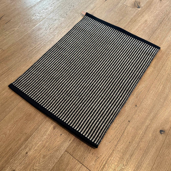 Pinstripe Entry Rug Entryway Mat Kasthall   