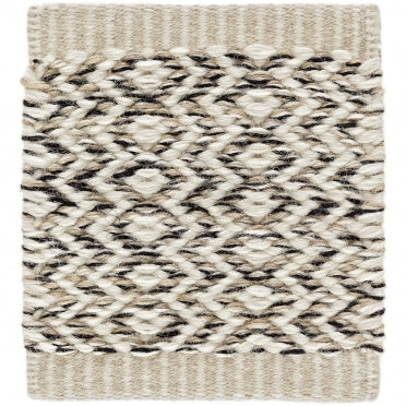 Ingrid Icon Rug Area Rug Kasthall 3’ x 9’ White and Beige 